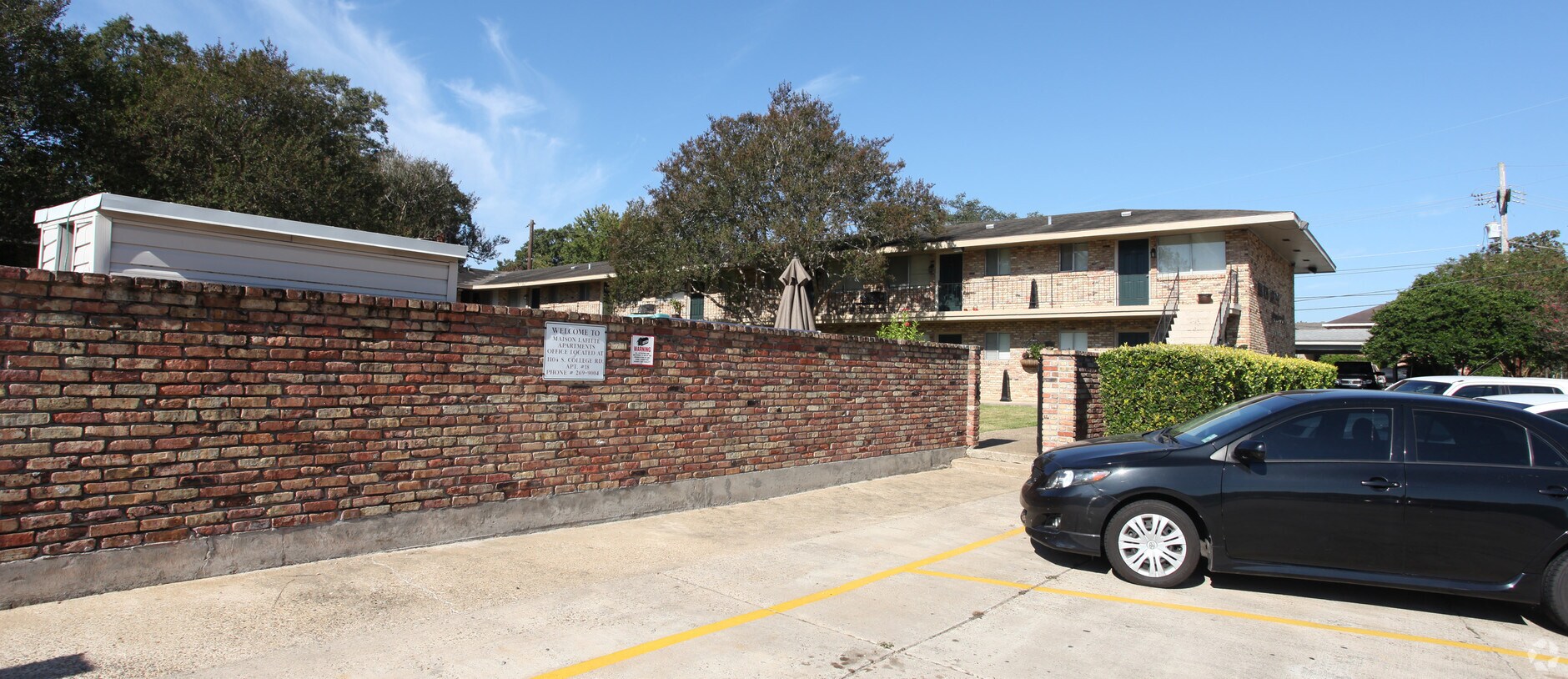 Photo - Maison Lafitte Apartments