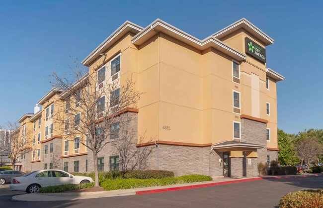 Furnished Studio-Orange County - John Wayne Airport