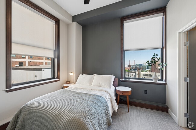 A17 1BR, 1BA w/Den - 921SF - Bedroom