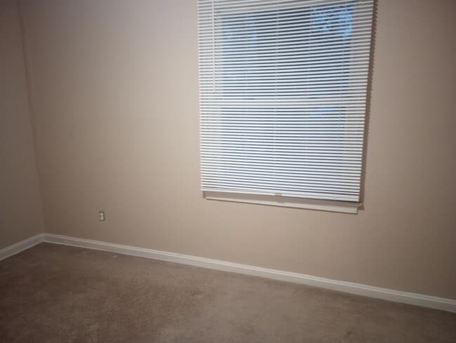 Photo - 3812 Rhodes Ave