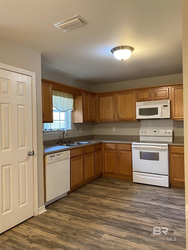 Photo - 25695 Argonne Dr