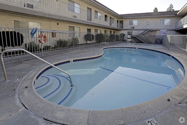 Artesia Court