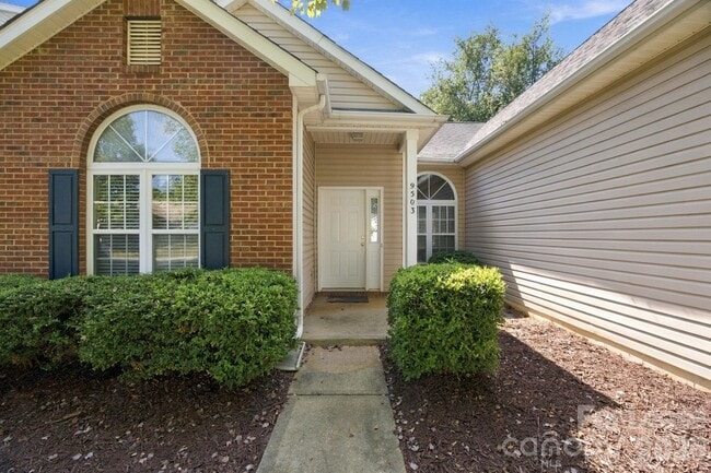 Photo - 9503 Scotland Hall Ct