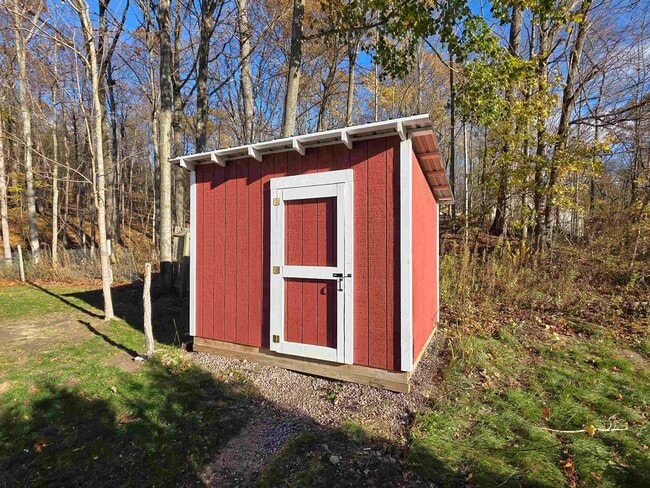 Photo - 4 Rock Point Rd