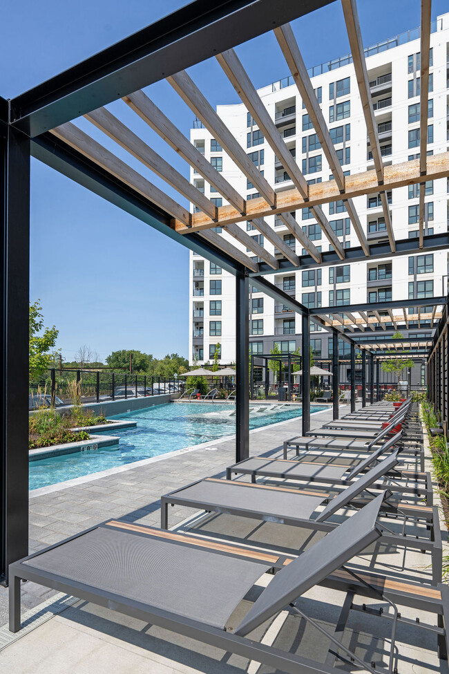Photo - Madison West Elm