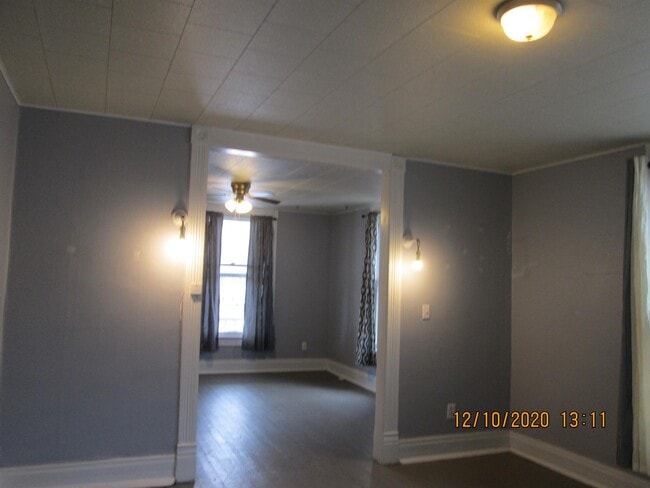 Photo - 307 S Ash St