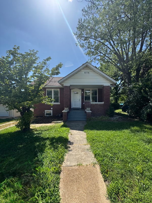 Building Photo - 1000 N Keebler Ave Rental