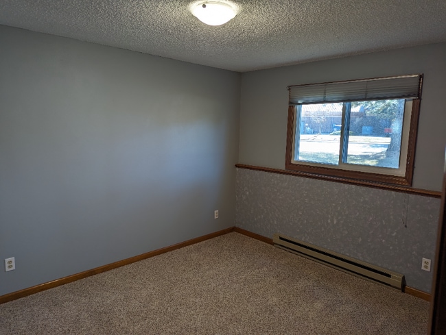 Photo - 2450 Hampshire Rd