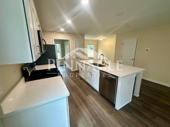 Photo - 213 Munford St