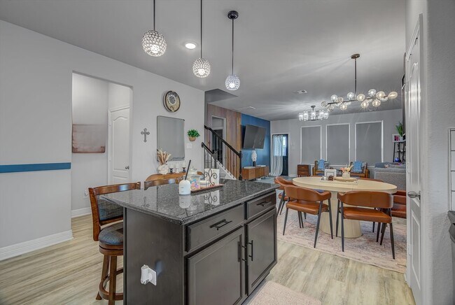 Photo - 2319 Gentle Breeze Ln