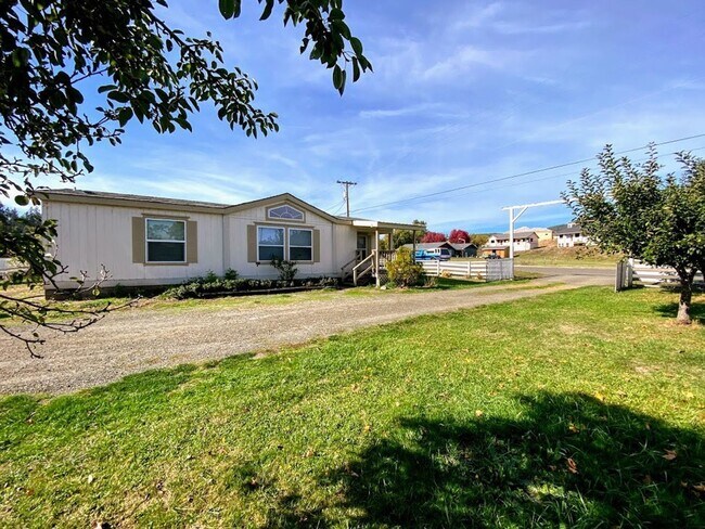 Hillside Terrace Apartments For Rent In Coquille Or Forrent Com