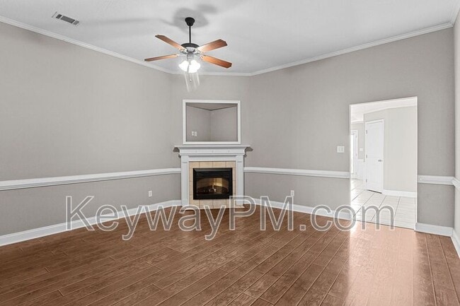 Photo - 823 Whispering Willow Ct