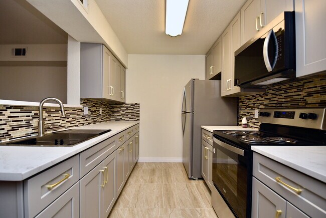 Photo - 2nd Level Specious One Bedroom Condo at Copper Sands! Unit 2013