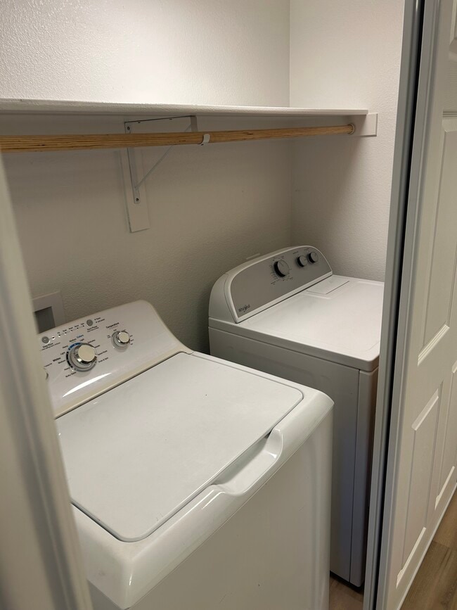 Photo - 323 S Pioneer Casa