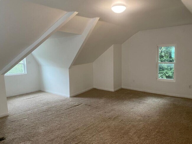 Photo - 29 Lawn St Unit 2