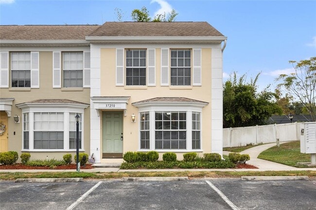 Photo - 37250 Embassy Pk Ln