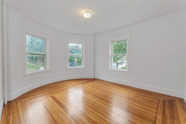 Photo - 79 Perkins St Unit 2