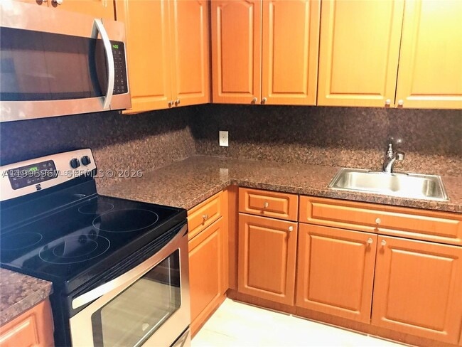 4848 NW 24th Ct Unit 325