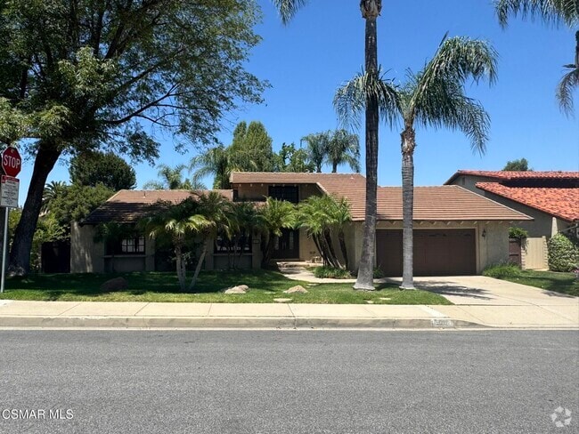 Building Photo - 1832 Fallview Rd Rental
