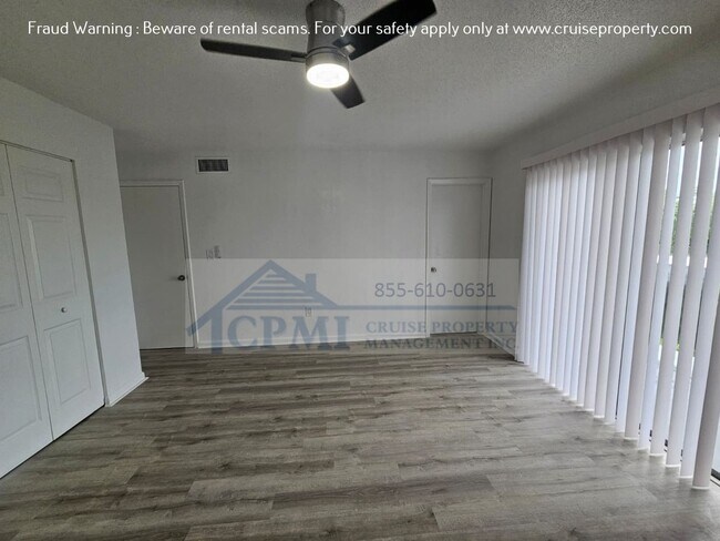 Casa Linda Apartments-3300 S Dixie Hwy