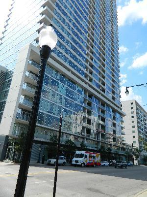 Building Photo - 1720 S Michigan Ave Unit 2007 Rental