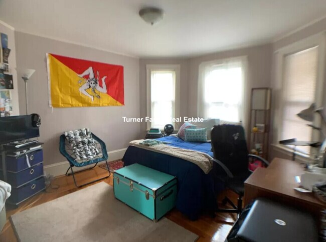 Photo - 24 Greenleaf Ave Unidad 2