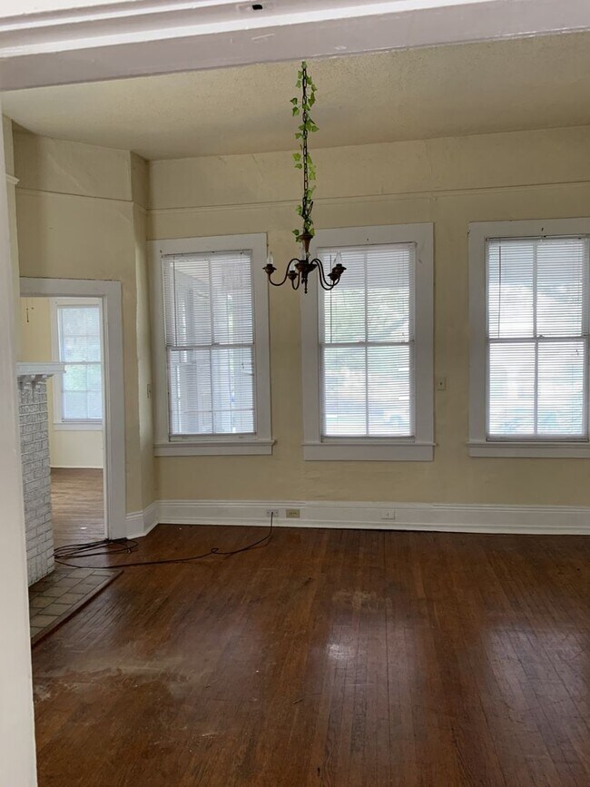 Photo - tdq2405 Unit 2405.5