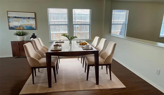 Photo - 523 Burleson St