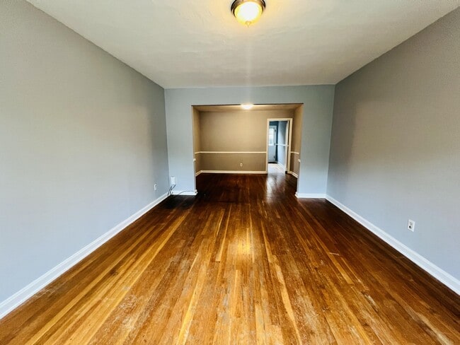 Photo - 236 Norway St