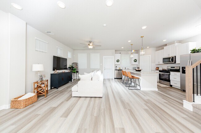 Photo - 14807 Slow River Ave