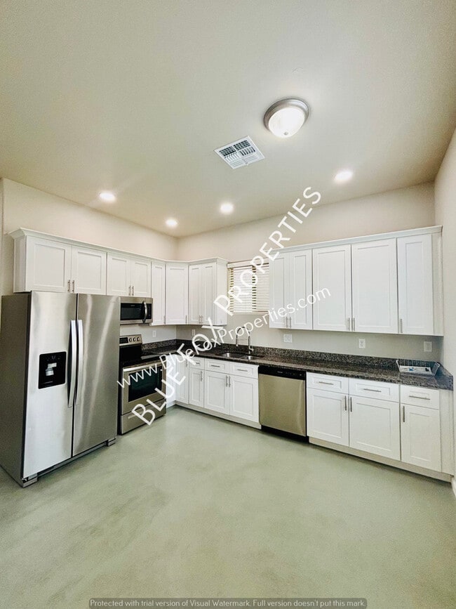 Photo - 149 E Stone Ct