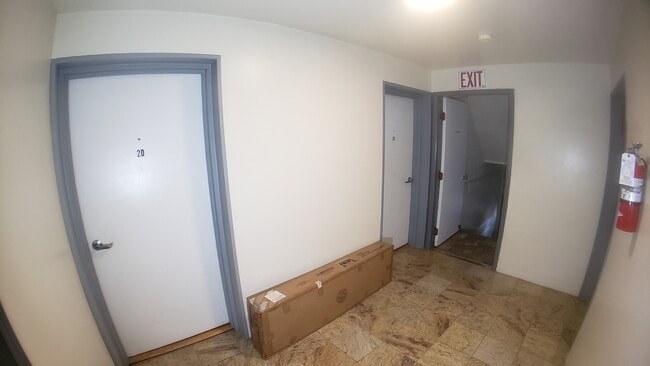 Photo - 1124 Dunlop Ave Unit 2D