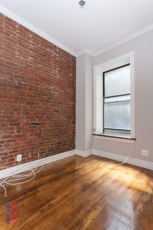 Photo - 250 Mott St