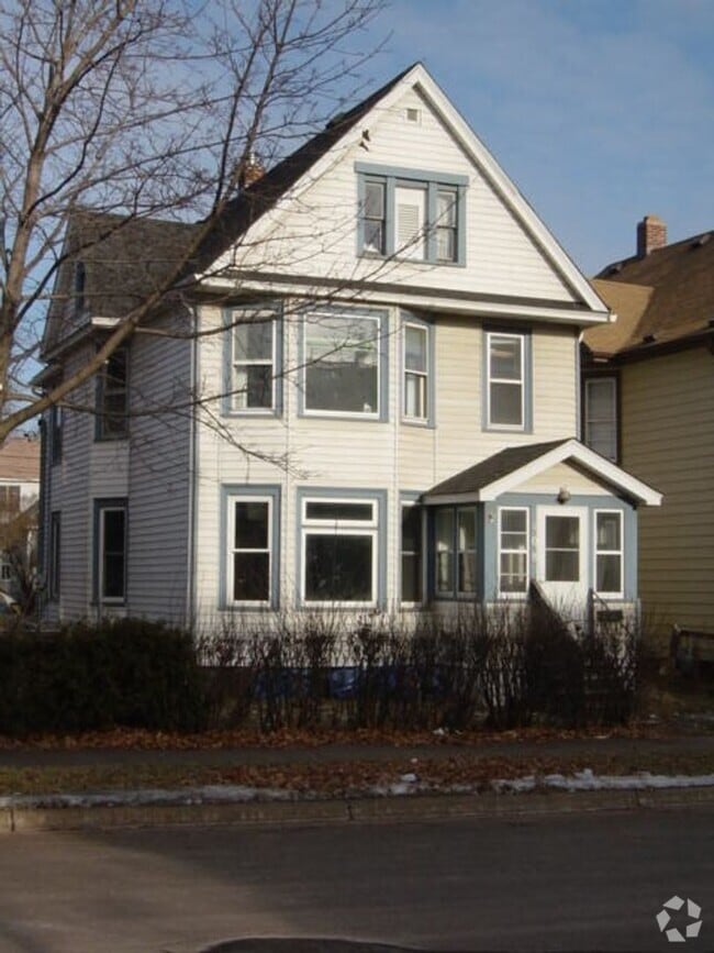 Building Photo - 108 N 28th Ave W Unit 1 Rental