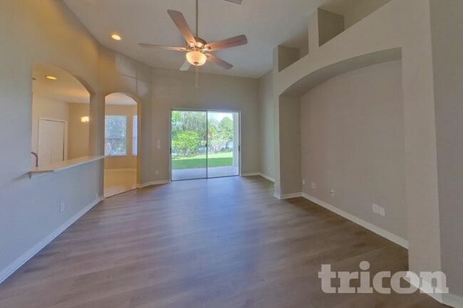 13713 Ogakor Dr