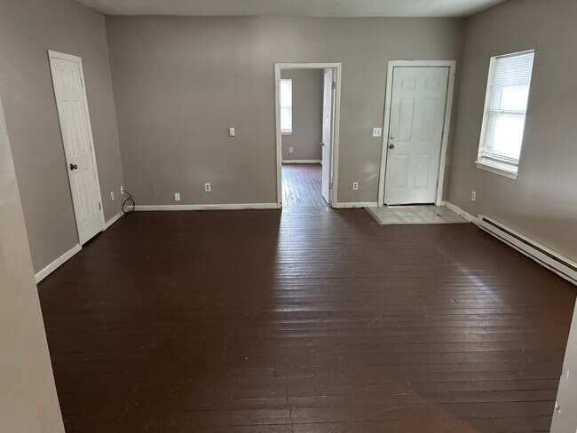 Photo - 775 Campbell Ave Unit 775