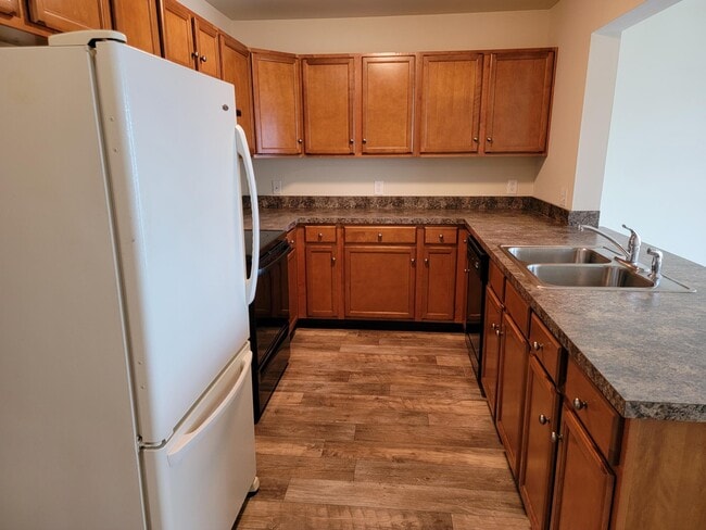 Photo - 101 Park Place Cir