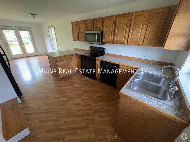 Building Photo - 13 River Village Dr Rental