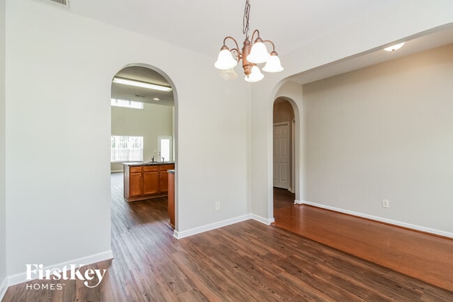 Photo - 1003 Ronald Rd