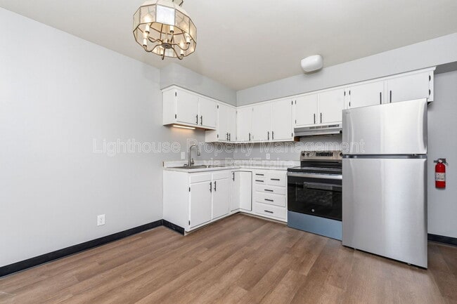 Photo - 1926 Sunnyside Dr