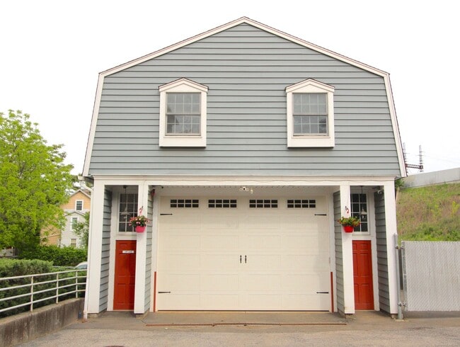 Photo - 107 Saugatuck Ave Apartment Unit B