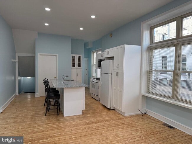 Photo - 2620 Brown St