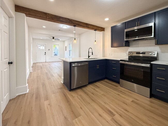 Photo - 271 Oelkers St