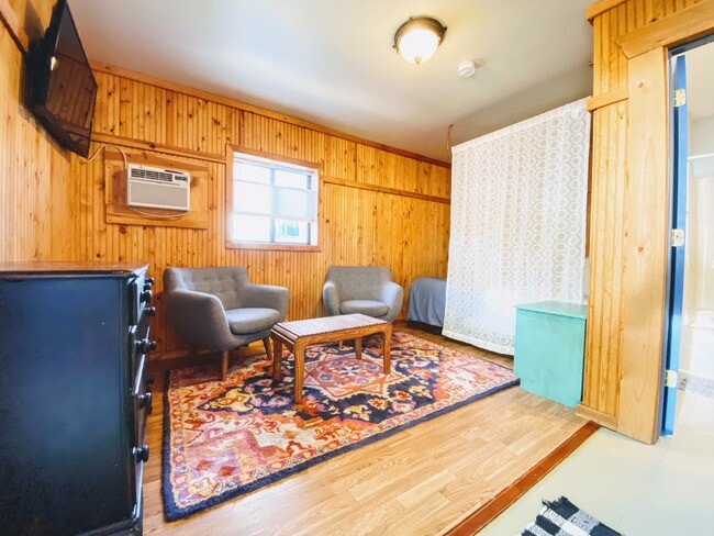 Building Photo - 14871 Mt Hwy 35 Unit Cabin One Rental