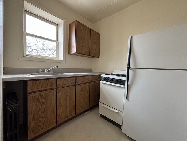 Photo - 117 N Main St Unidad 2