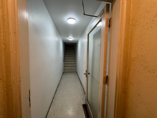 Hallway - 144 Locksley Ave Unit 2