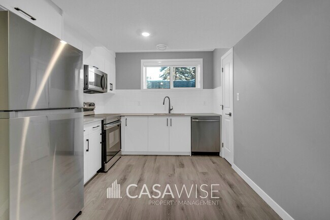 Photo - 9348-9154 154 St Unit Bsmt