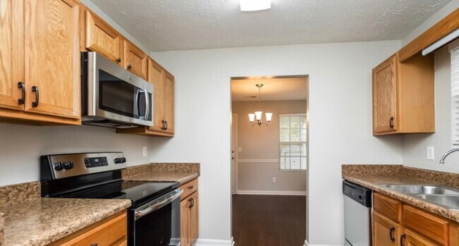 Photo - 420 Cathedral Dr