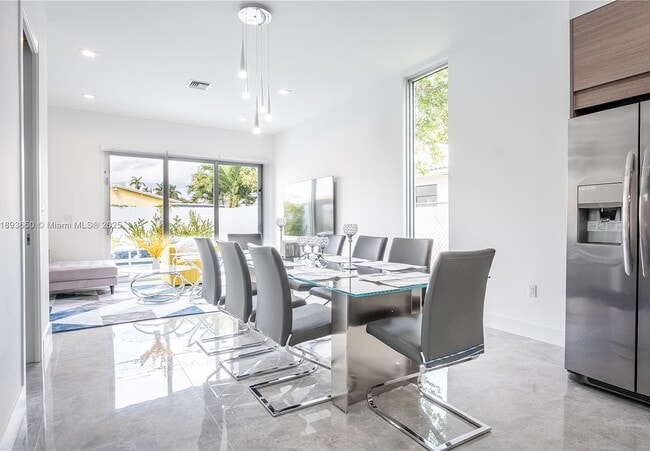 Photo - 3461 SW 25th St