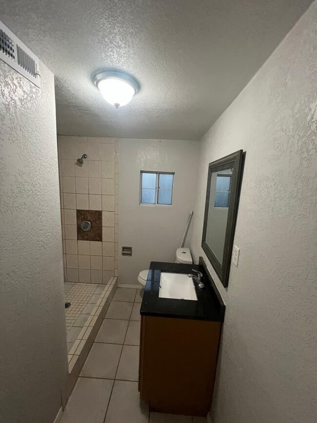 Photo - 14740 Anita Way